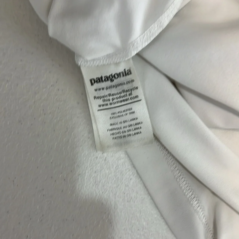 Patagonia Boys LS Capilene Cool Daily  Rashguard *Flawed* Sz XXL (16-18)